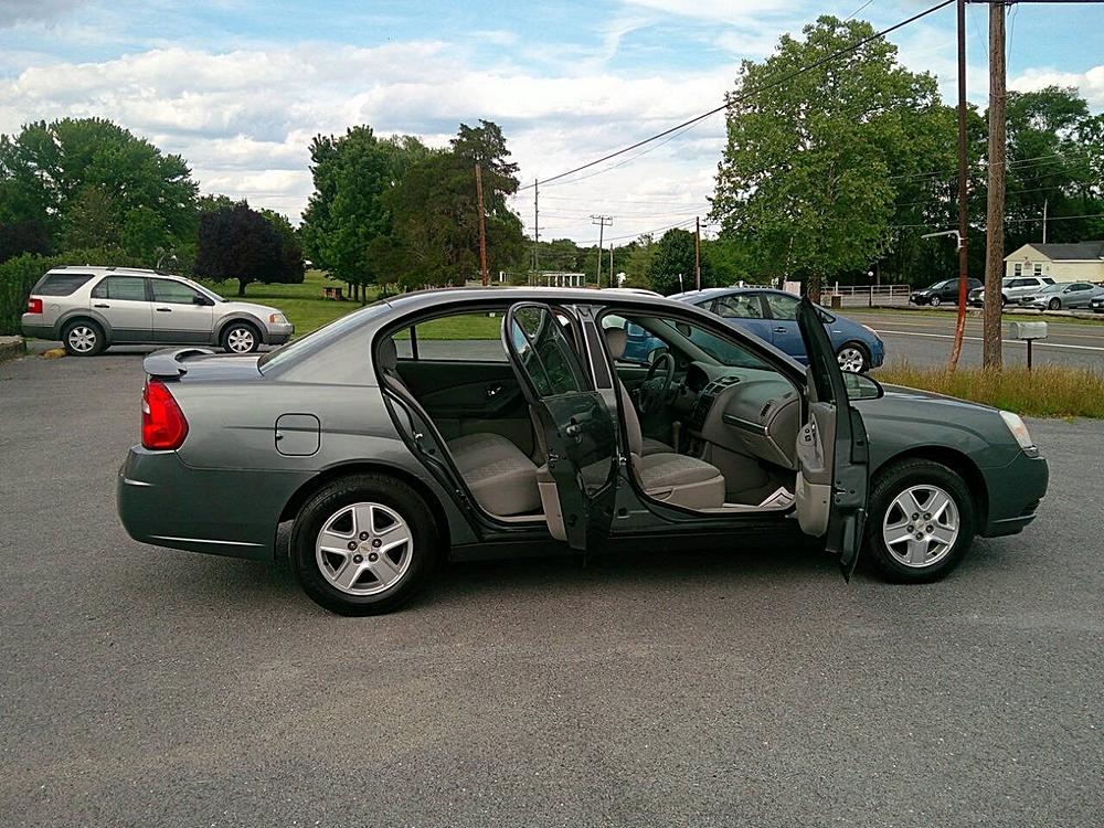 2004 Chevrolet Malibu LS - Photo 23
