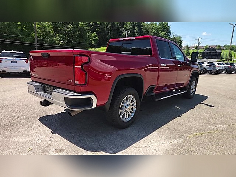 2024 Chevrolet Silverado 2500HD LTZ - Photo 13