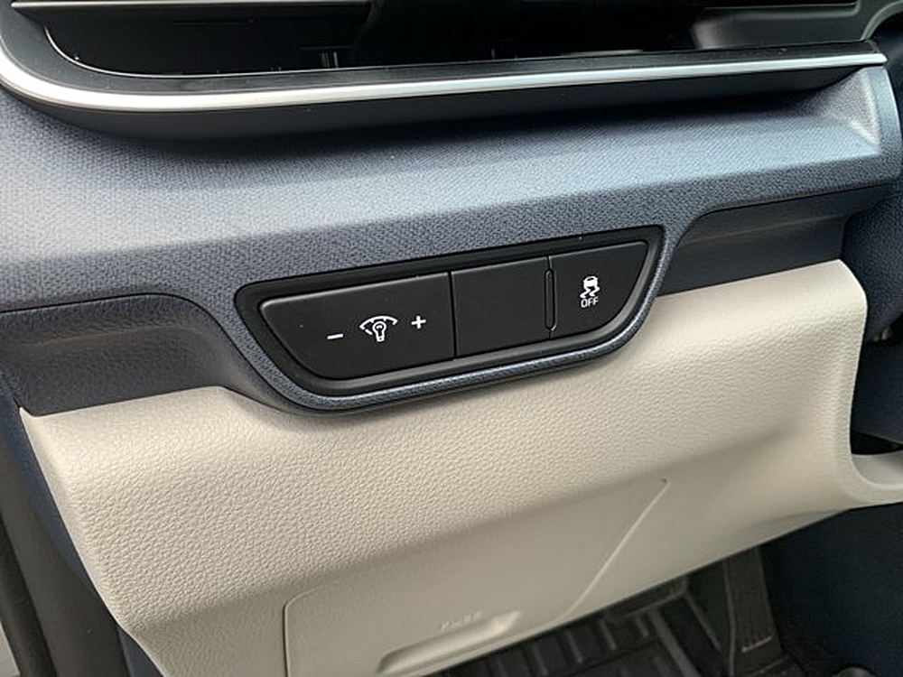 2025 Kia Carnival EX - Photo 17