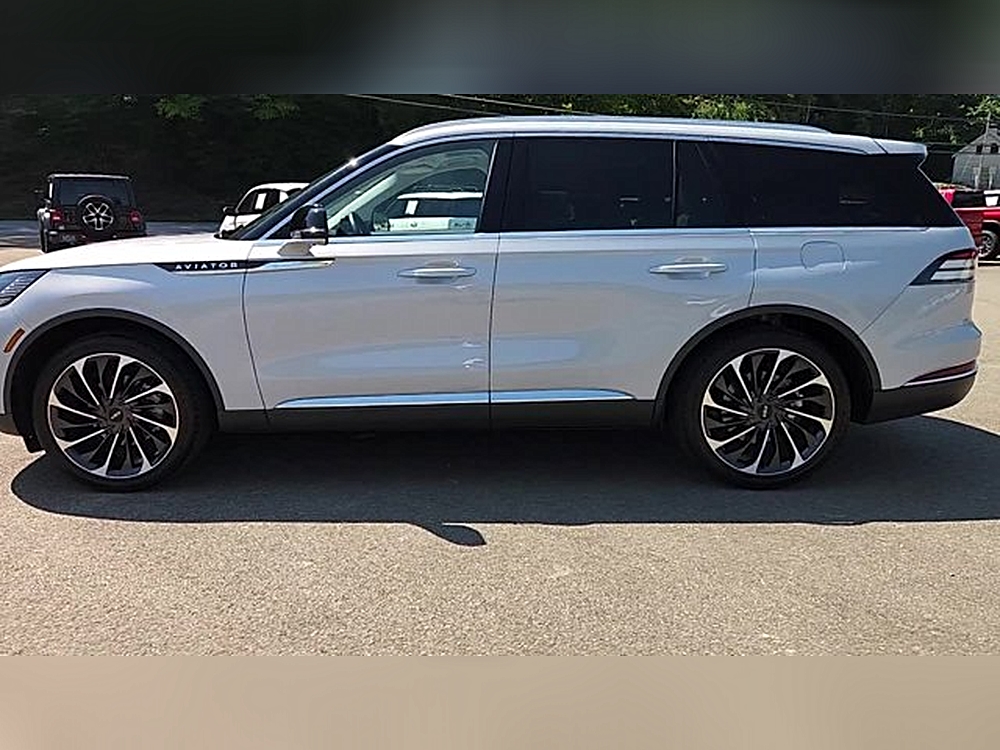 2025 Lincoln Aviator