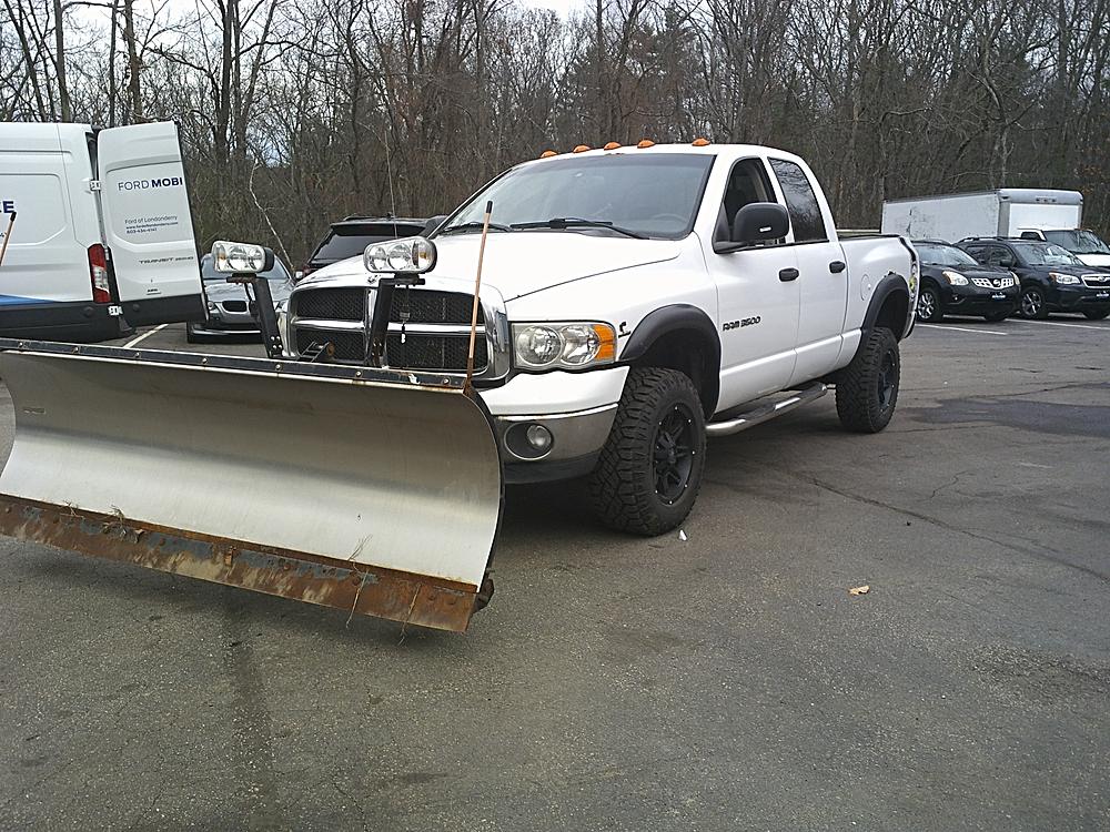 2005 Dodge Ram 3500 Pickup Laramie