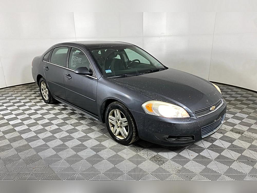 2010 Chevrolet Impala LT's photo