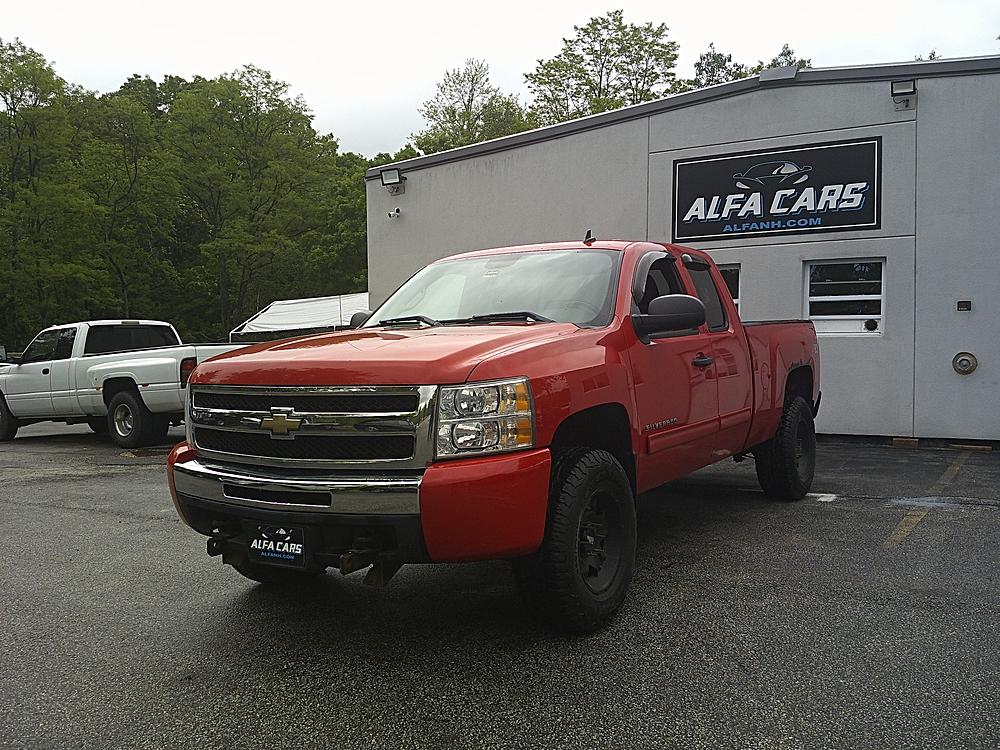 2010 Chevrolet Silverado 1500 LT 4X4 Extended Cab MWB's photo