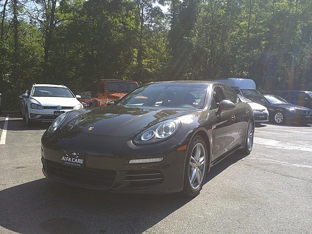 2014 Porsche Panamera Base's photo