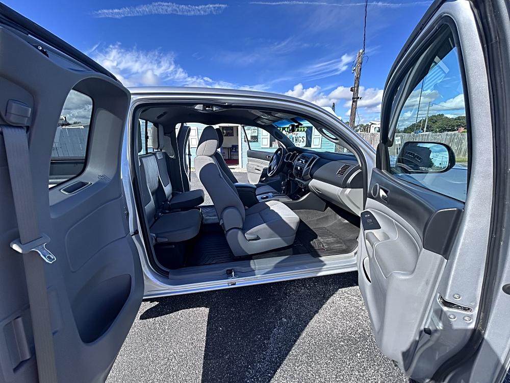 2017 Toyota Tacoma SR5 - Photo 68