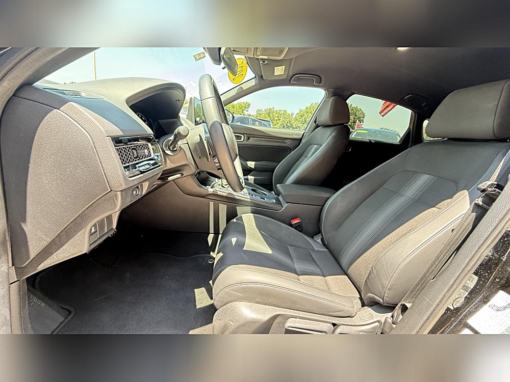 2025 Honda Civic Sport - Photo 16