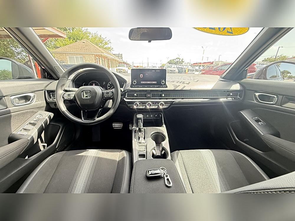 2025 Honda Civic Sport - Photo 15