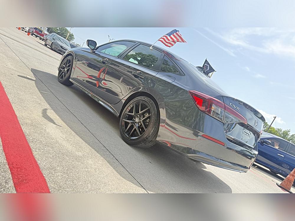 2025 Honda Civic Sport - Photo 12