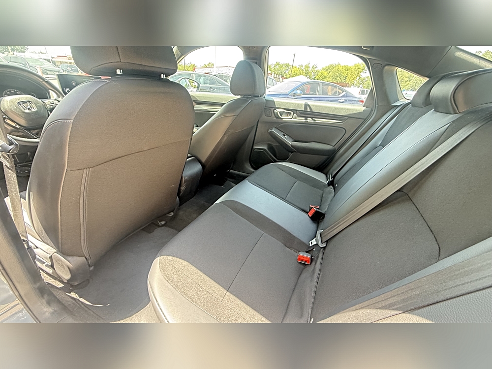 2025 Honda Civic Sport - Photo 30