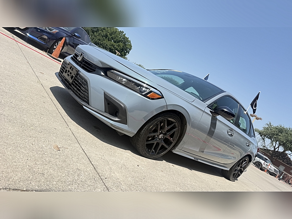 2025 Honda Civic Sport - Photo 21