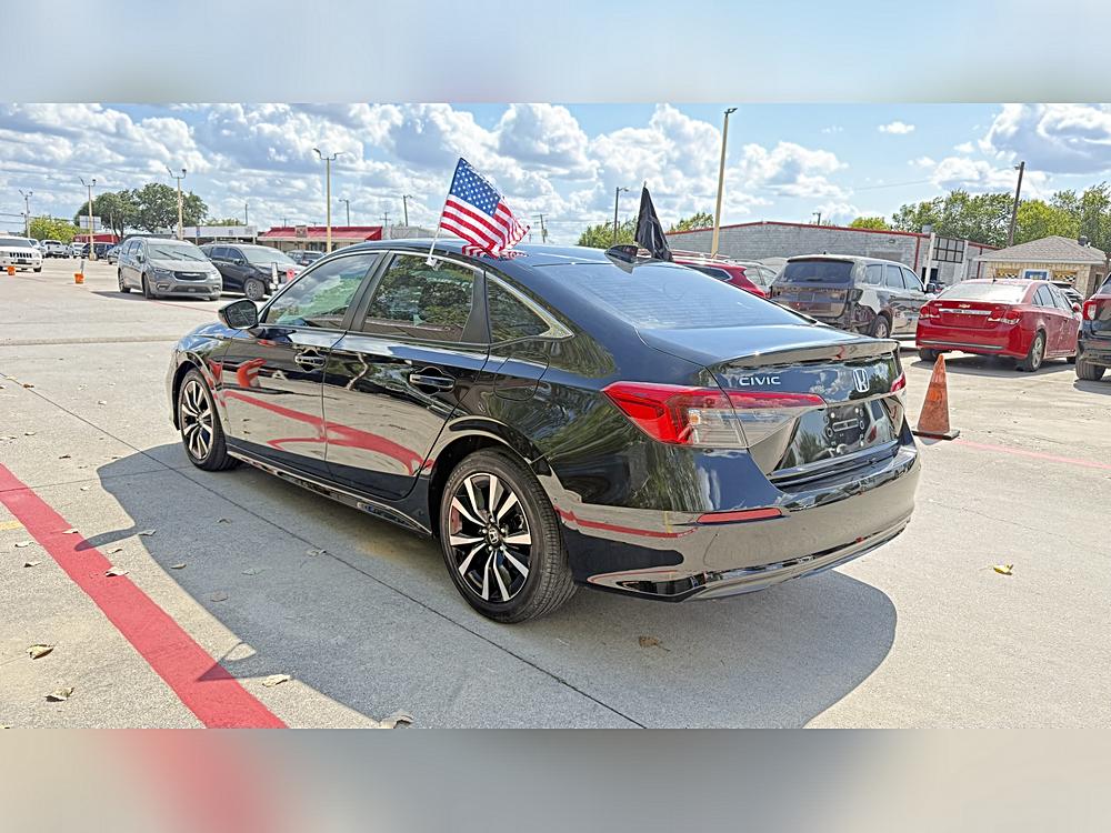 2024 Honda Civic EX - Photo 6