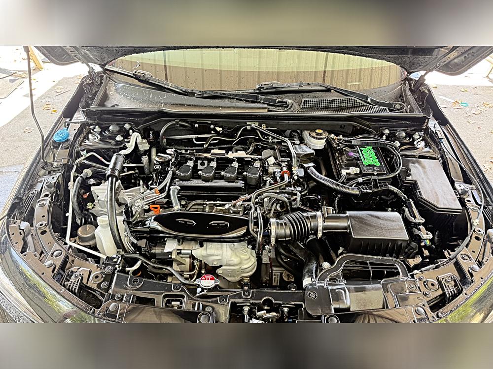 2024 Honda Civic EX - Photo 15