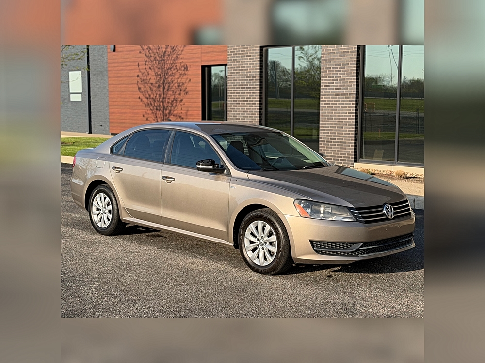 2015 Volkswagen Passat S