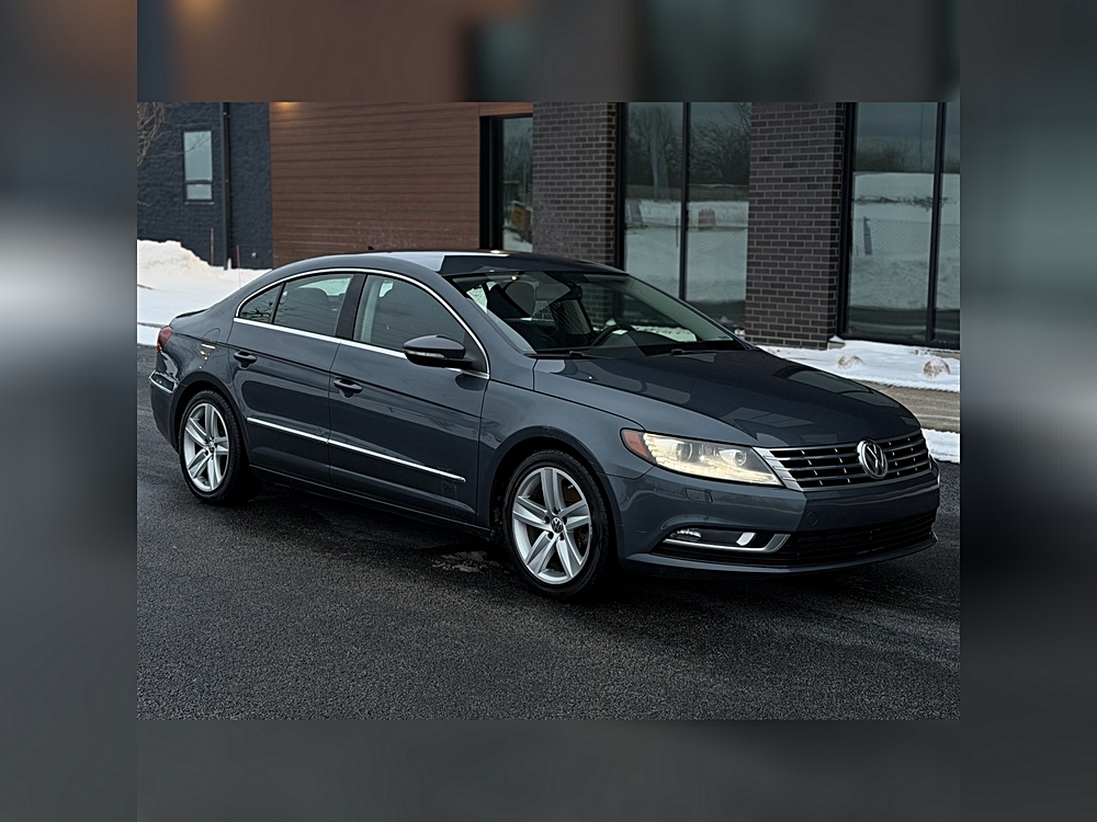 2013 Volkswagen CC R-Line's photo