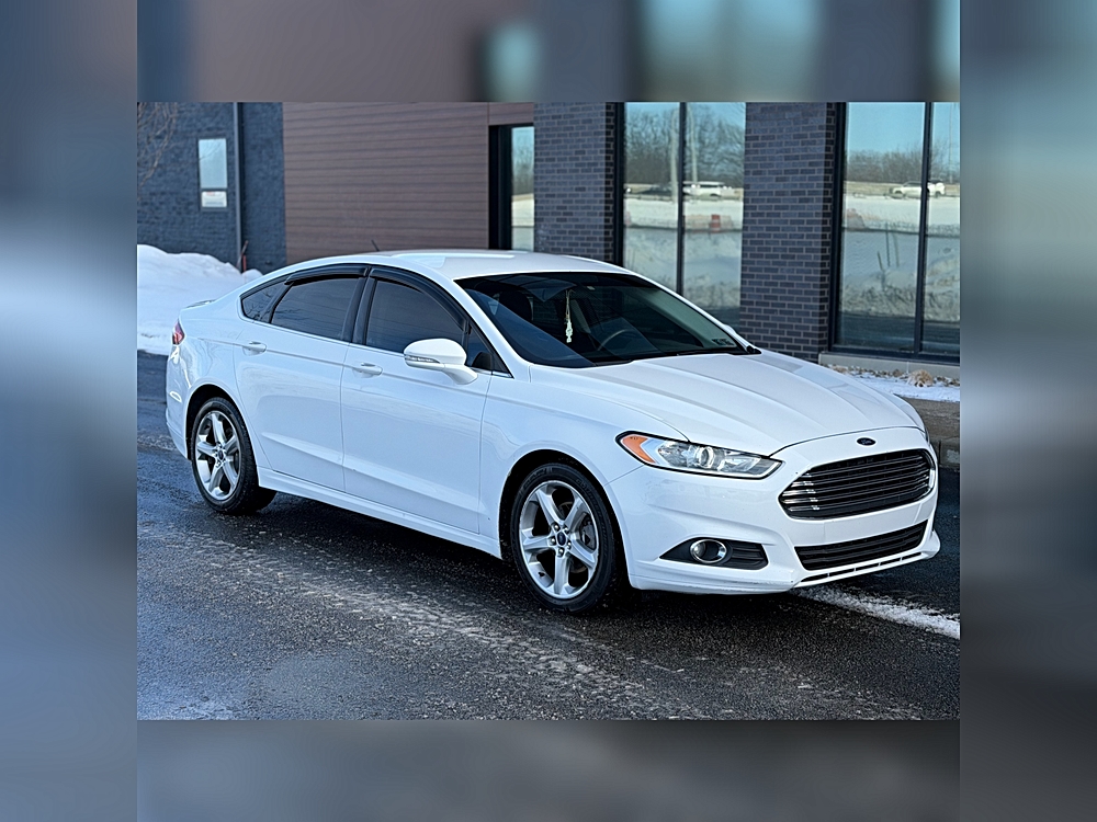 2016 Ford Fusion SE