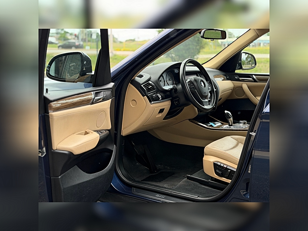2017 BMW X3 xDrive28i - Photo 6