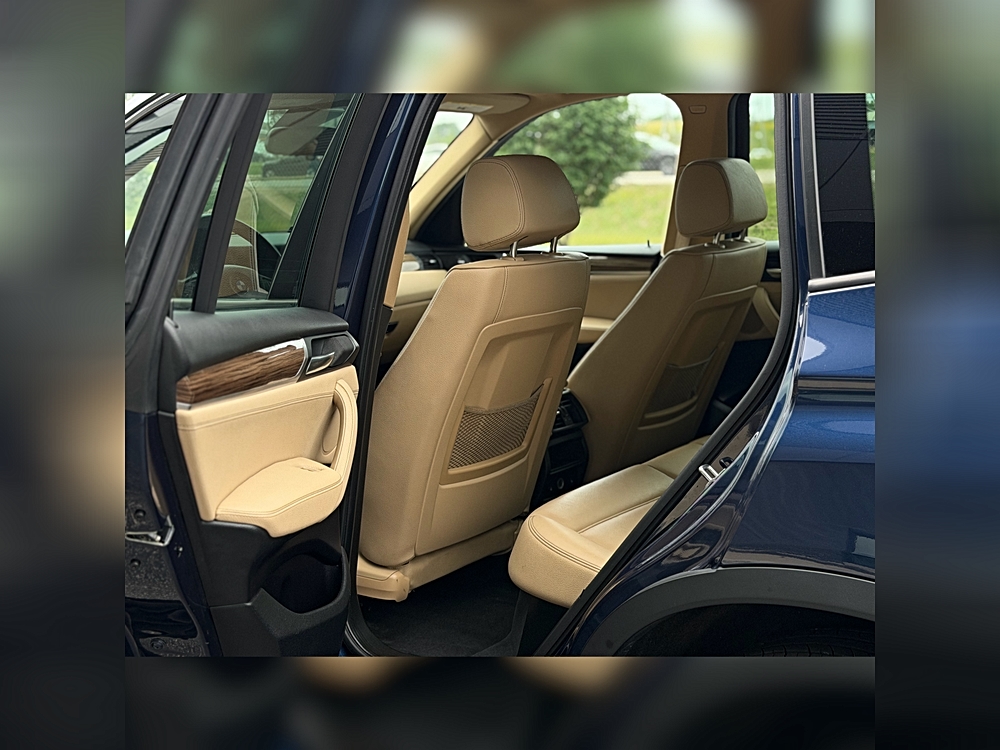 2017 BMW X3 xDrive28i - Photo 7