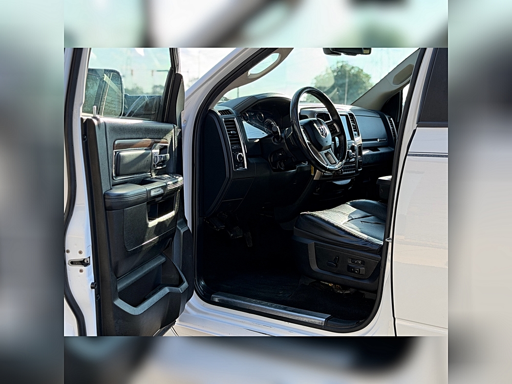 2014 RAM Ram 1500 Pickup Laramie - Photo 6