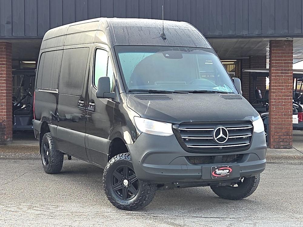 2019 Mercedes-Benz Sprinter Crew Van Base's photo