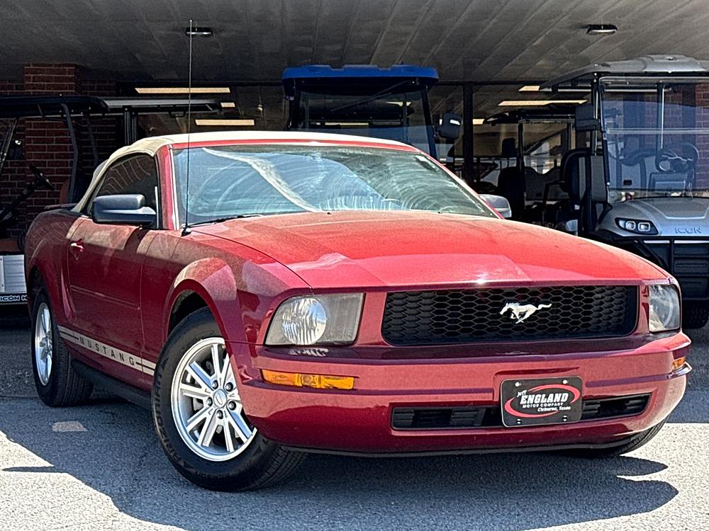 2007 Ford Mustang Deluxe