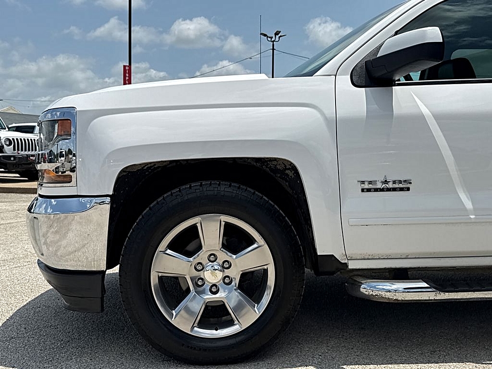2023 Chevrolet Silverado 1500 ZR2 - Photo 236