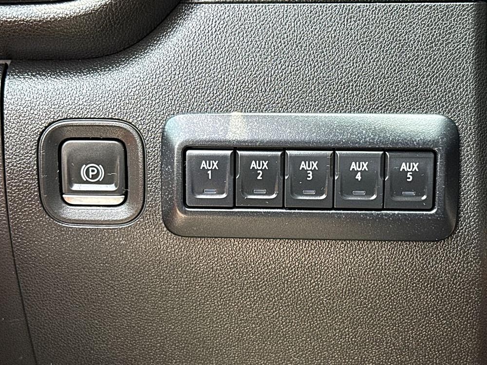 2023 Chevrolet Silverado 1500 ZR2 - Photo 287