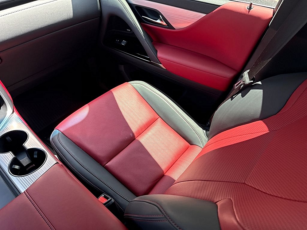 2024 Lexus LX 16