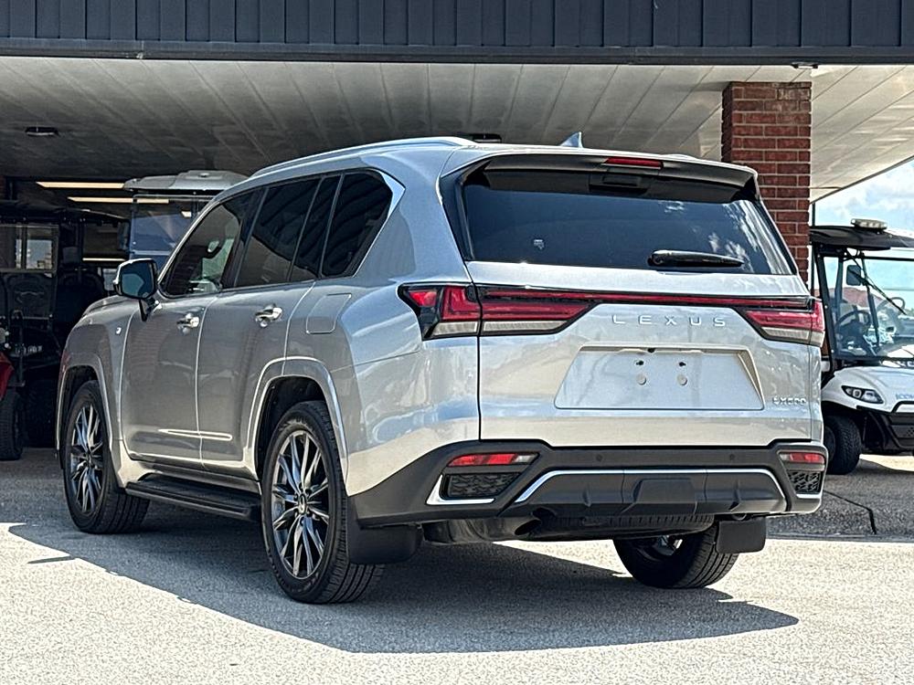 2024 Lexus LX 7