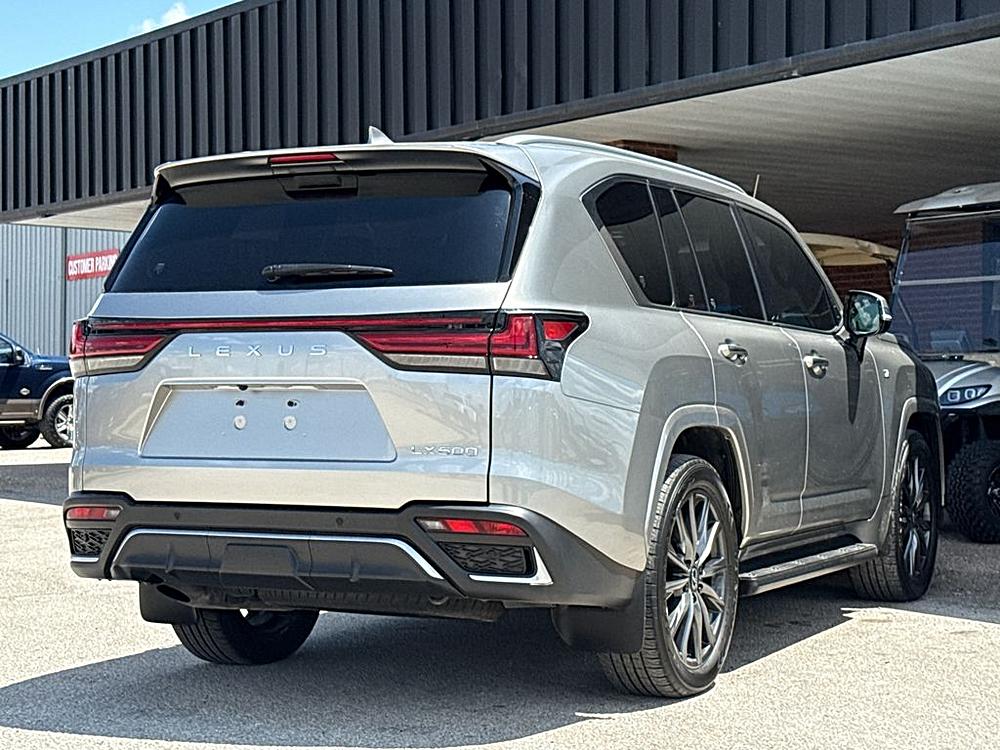 2024 Lexus LX 9