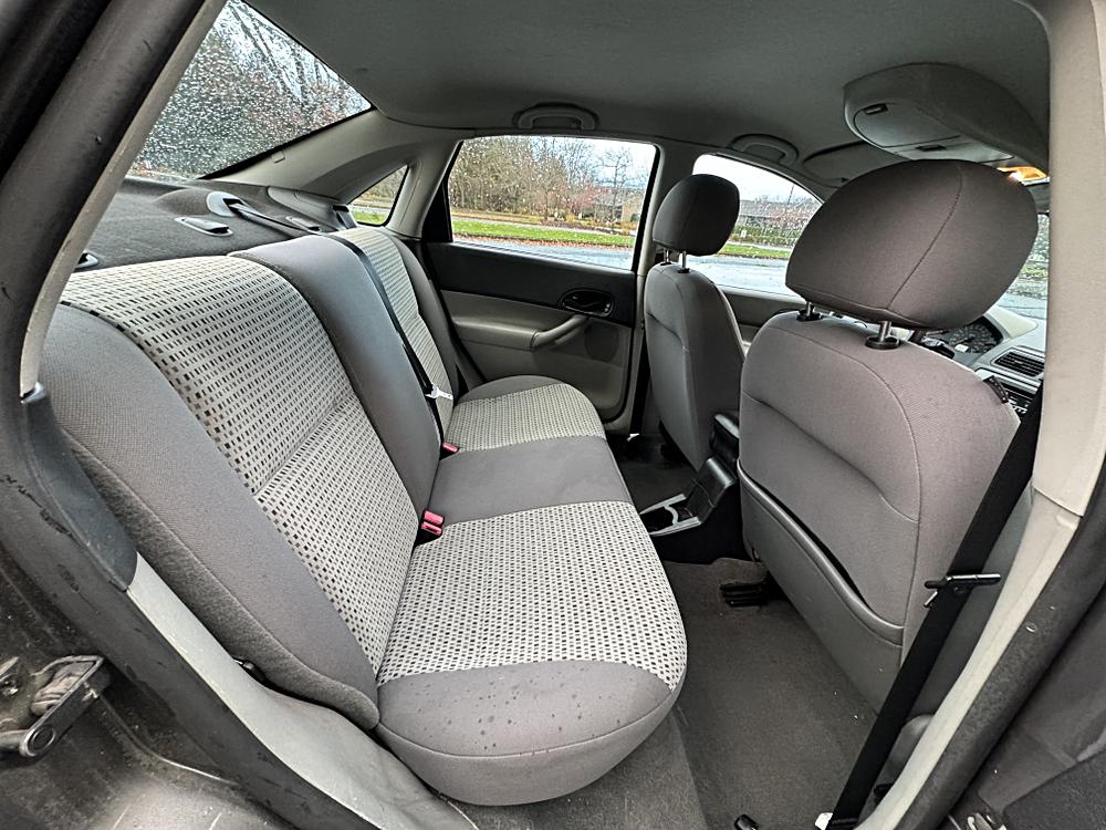 2006 Ford Focus 4dr Sdn ZX4 S