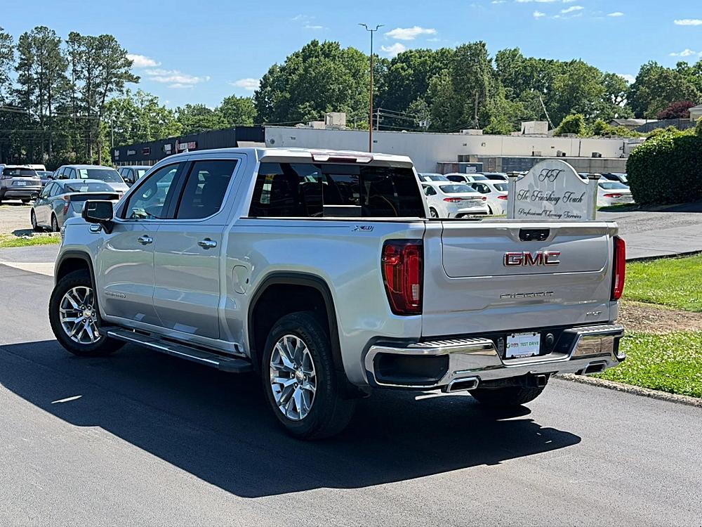 GMC Sierra 1500 Crew Cab photo 12