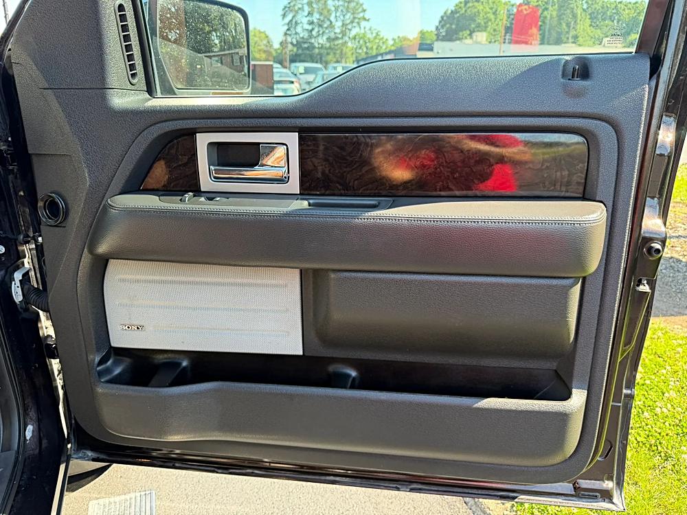 Ford F150 SuperCrew Cab photo 75