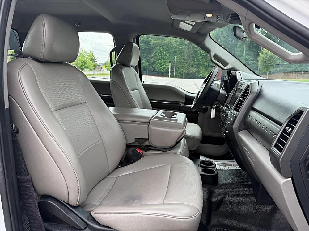 Ford F250 Super Duty Crew Cab photo 27