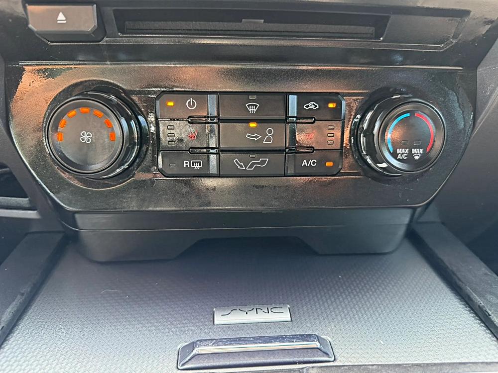 Ford F150 SuperCrew Cab photo 180