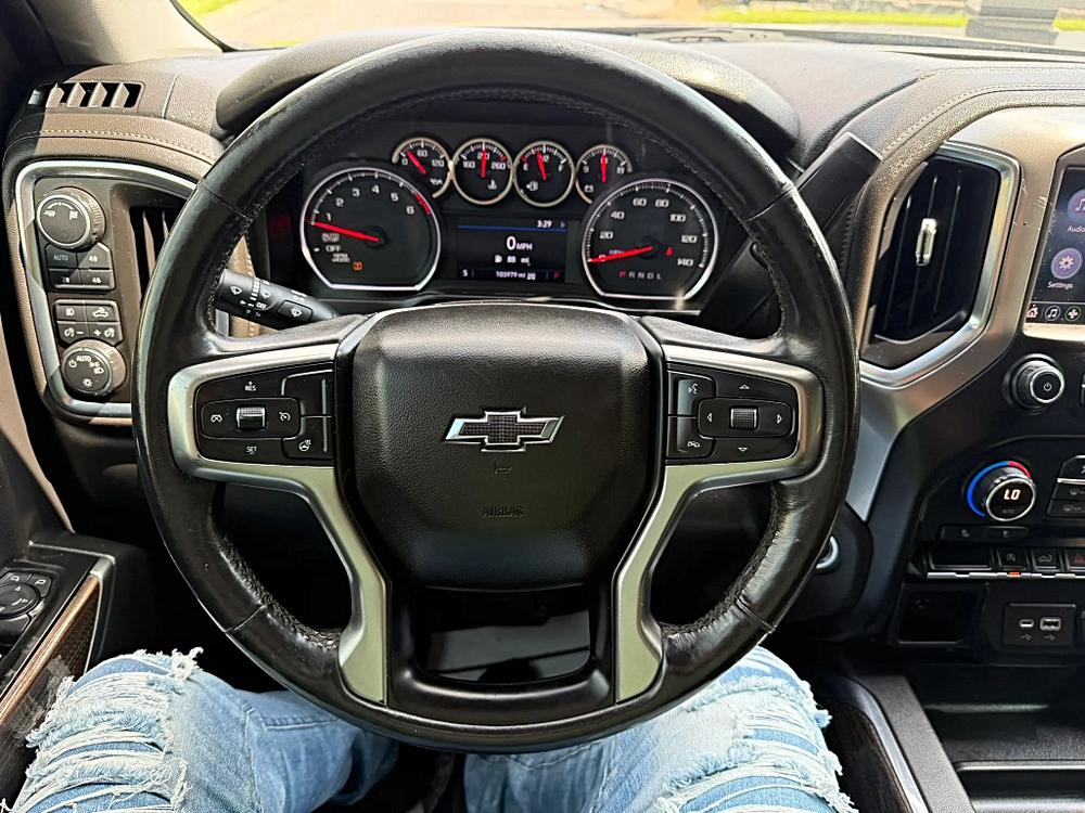 Chevrolet Silverado 1500 Crew Cab photo 73