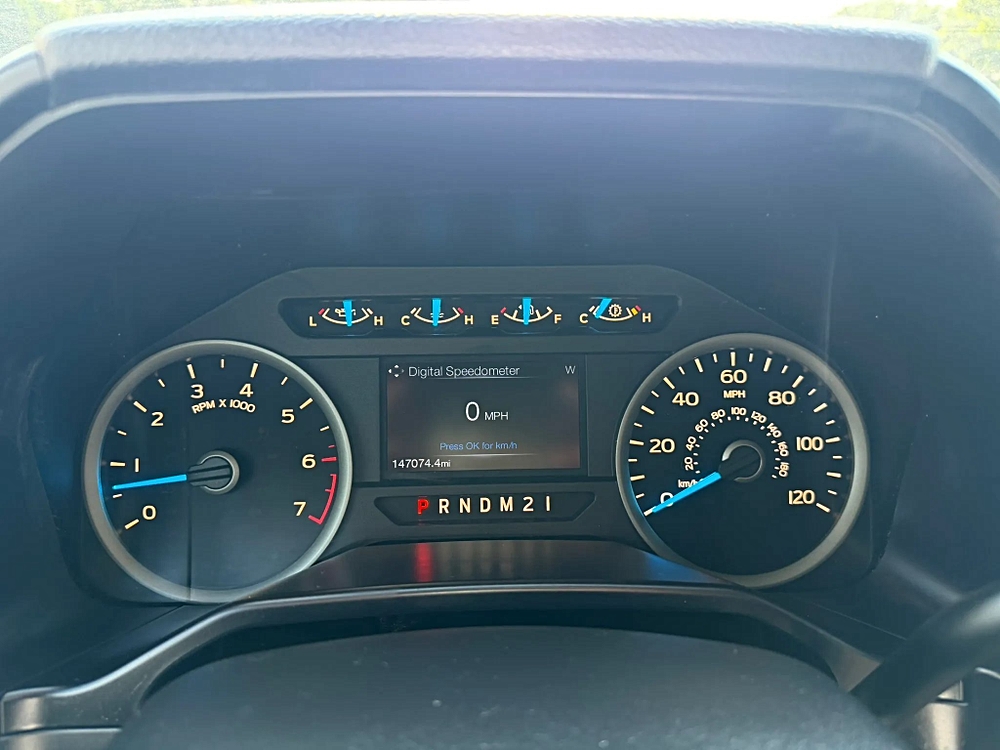 Ford F150 SuperCrew Cab photo 35