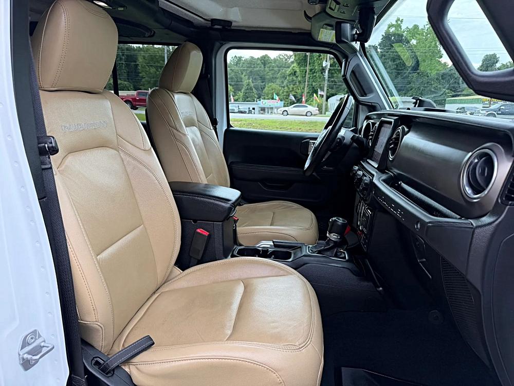 Jeep Wrangler photo 22