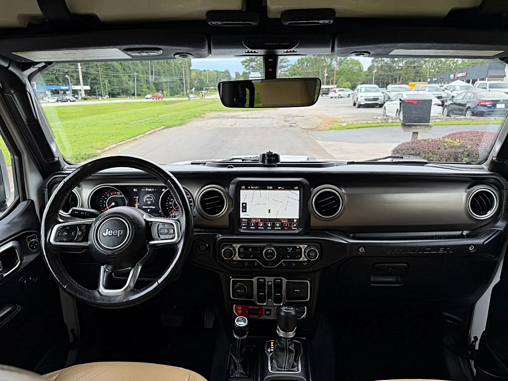 Jeep Wrangler photo 25