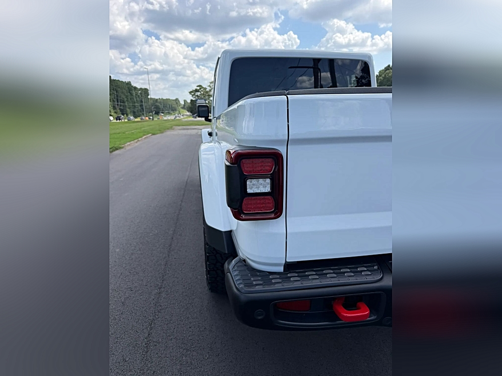Jeep Gladiator photo 13