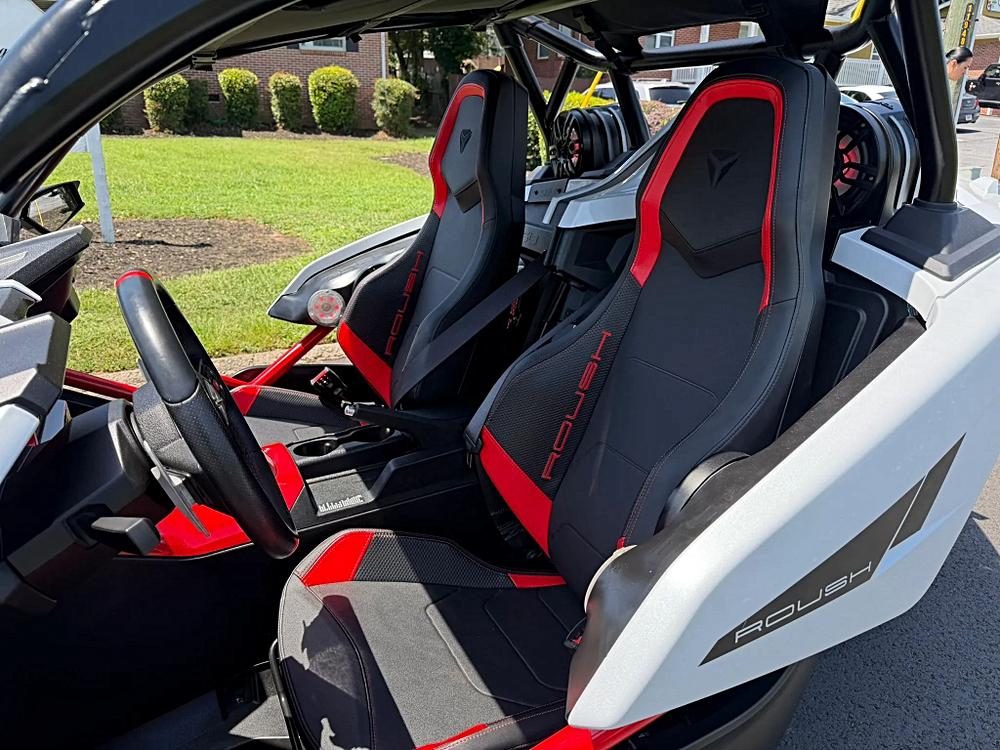 Polaris Slingshot photo 12