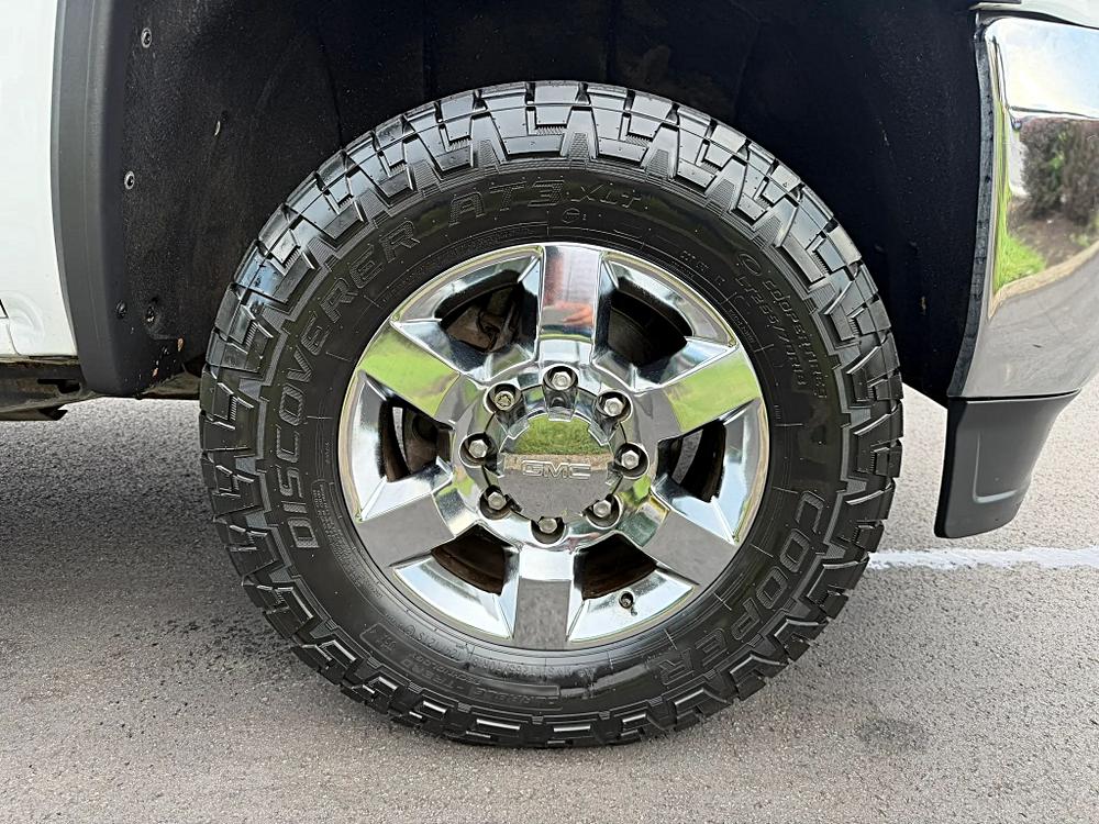 GMC Sierra 2500 HD Crew Cab photo 44