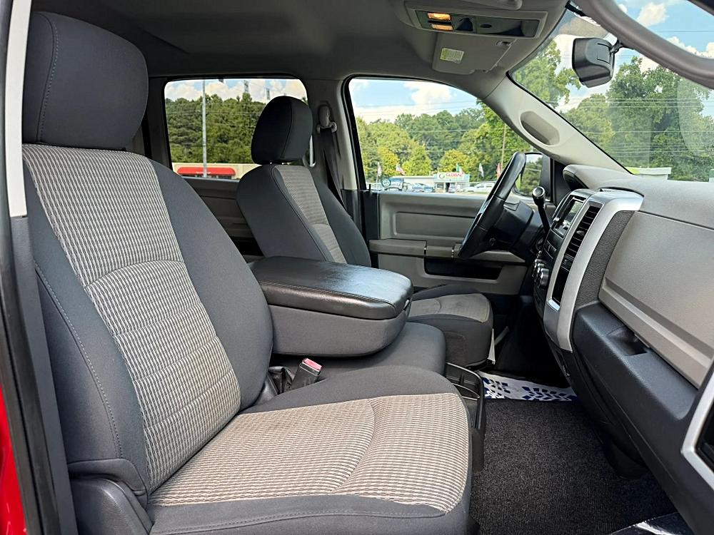 Dodge Ram 2500 Crew Cab photo 26