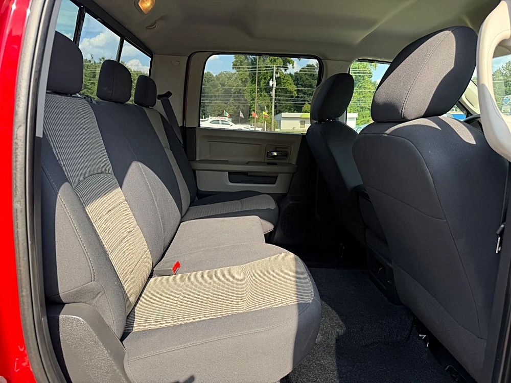 Dodge Ram 2500 Crew Cab photo 41