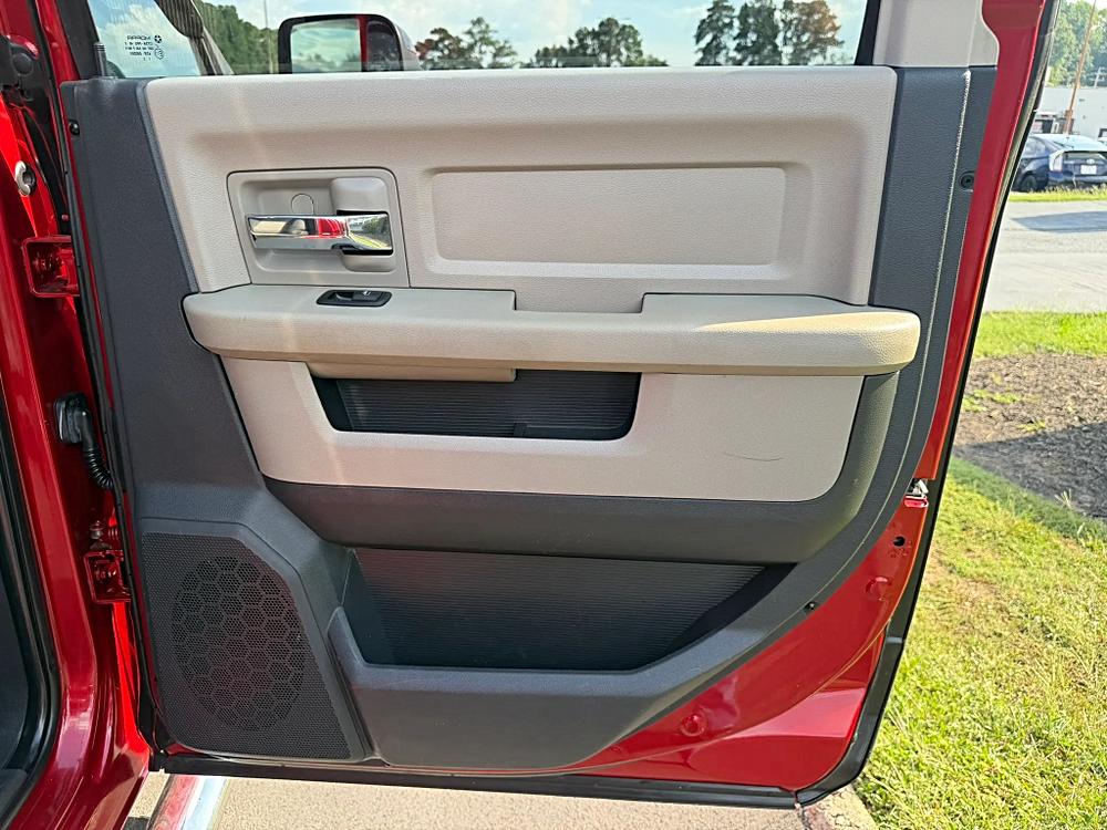Dodge Ram 2500 Crew Cab photo 42