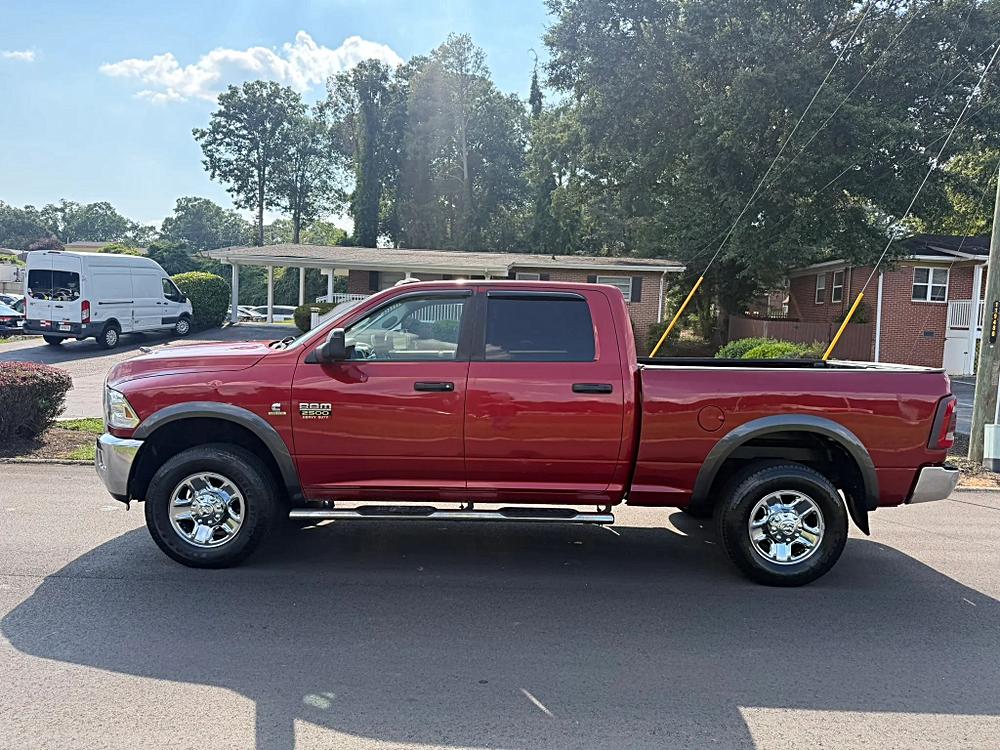 Dodge Ram 2500 Crew Cab photo 9