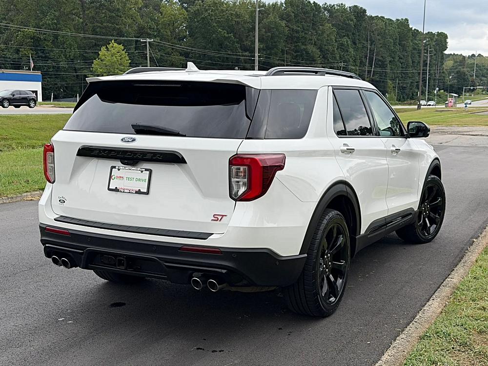 Ford Explorer photo 13