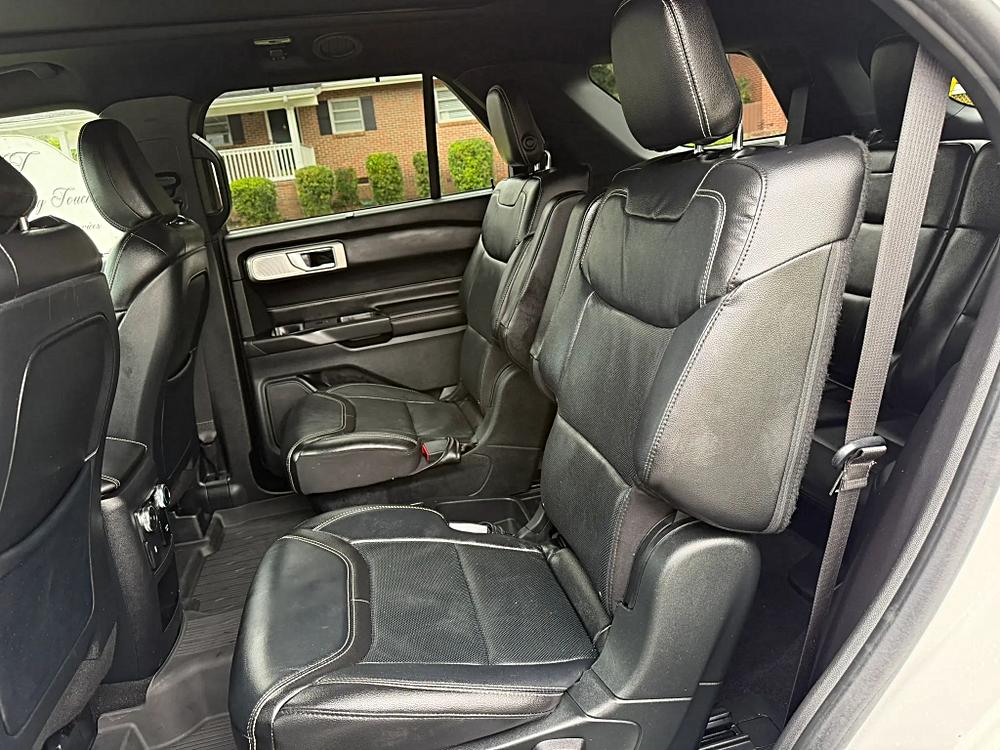 Ford Explorer photo 38