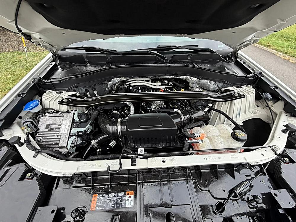Ford Explorer photo 46