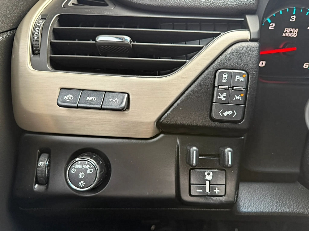 GMC Yukon photo 34
