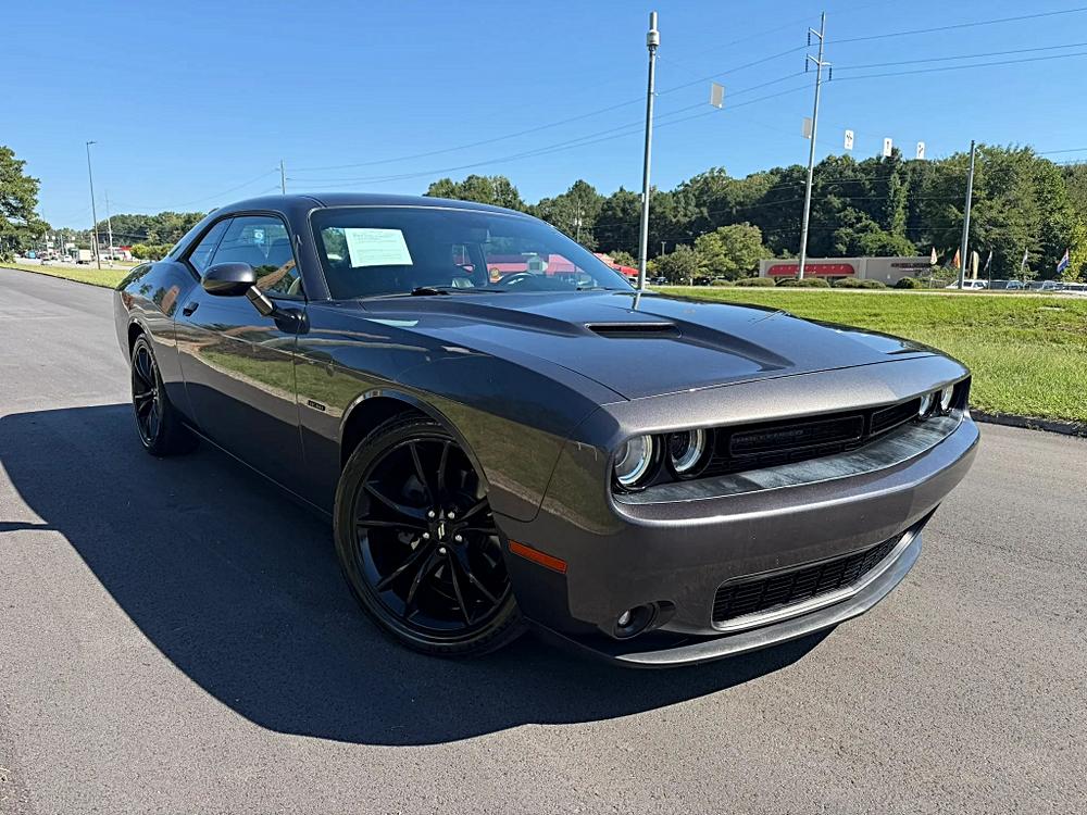 Dodge Challenger photo 5